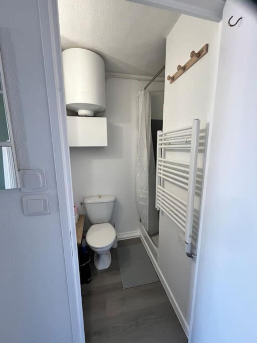 Studio Vue Mer Avec Piscine Et Terrain De Tennis โซเซ-เล-แป็ง ภายนอก รูปภาพ